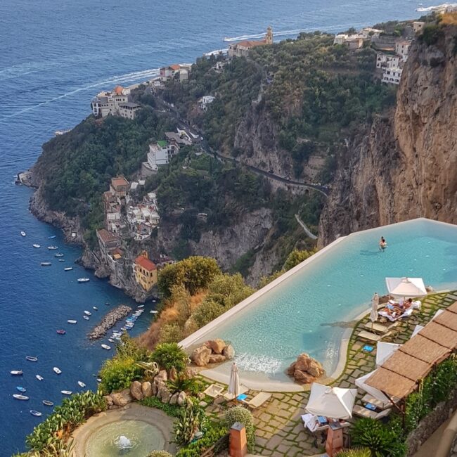monastero-santa-rosa-costa-amalfitana-vacanze